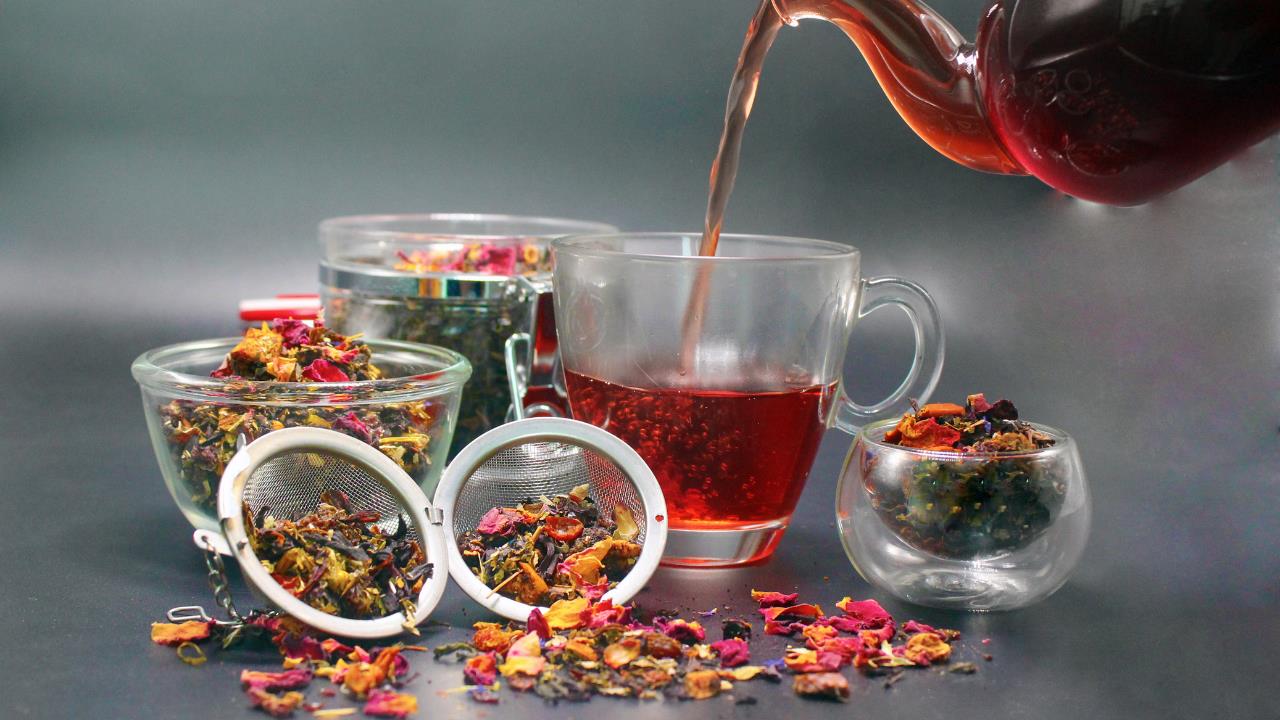 Qué color de té debo tomar para dormir mejor y relajar el sistema nervioso